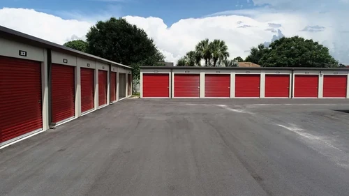 8518 - Magic City Self Storage storage facility exterior view